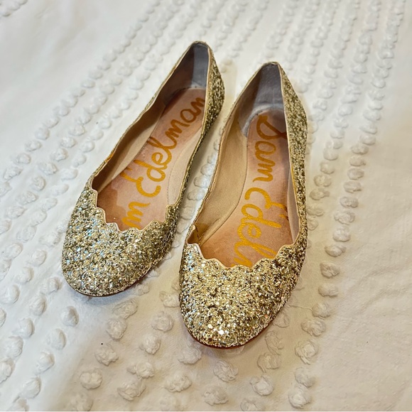 Sam Edelman Scallop Edge Gold Glitter Sparkly Flats 8.5 EUC - Picture 1 of 8